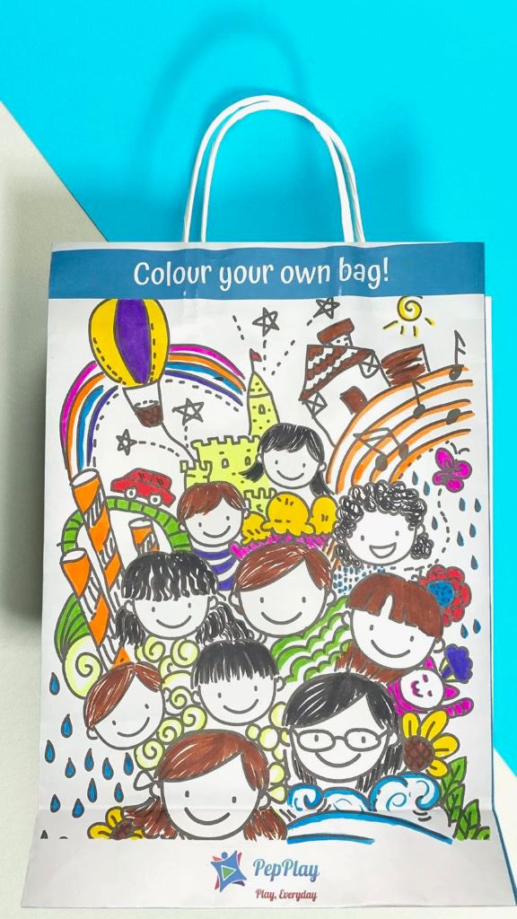 Colour Me Paper Bag – Friends